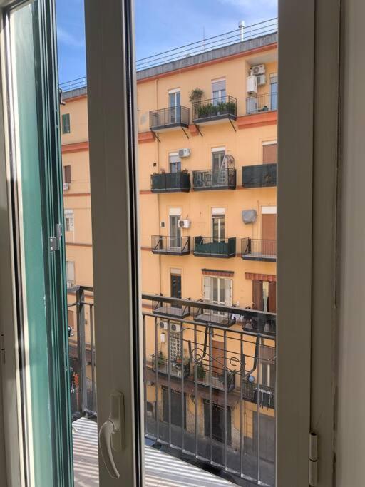 Appartamento: La Maison Verte Napoli Ngoại thất bức ảnh