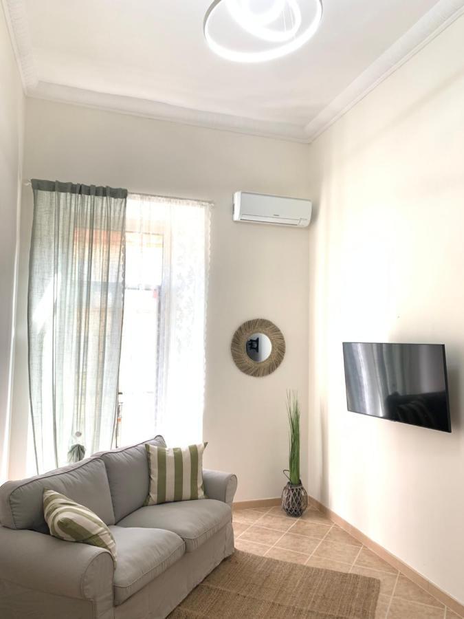 Appartamento: La Maison Verte Napoli Ngoại thất bức ảnh